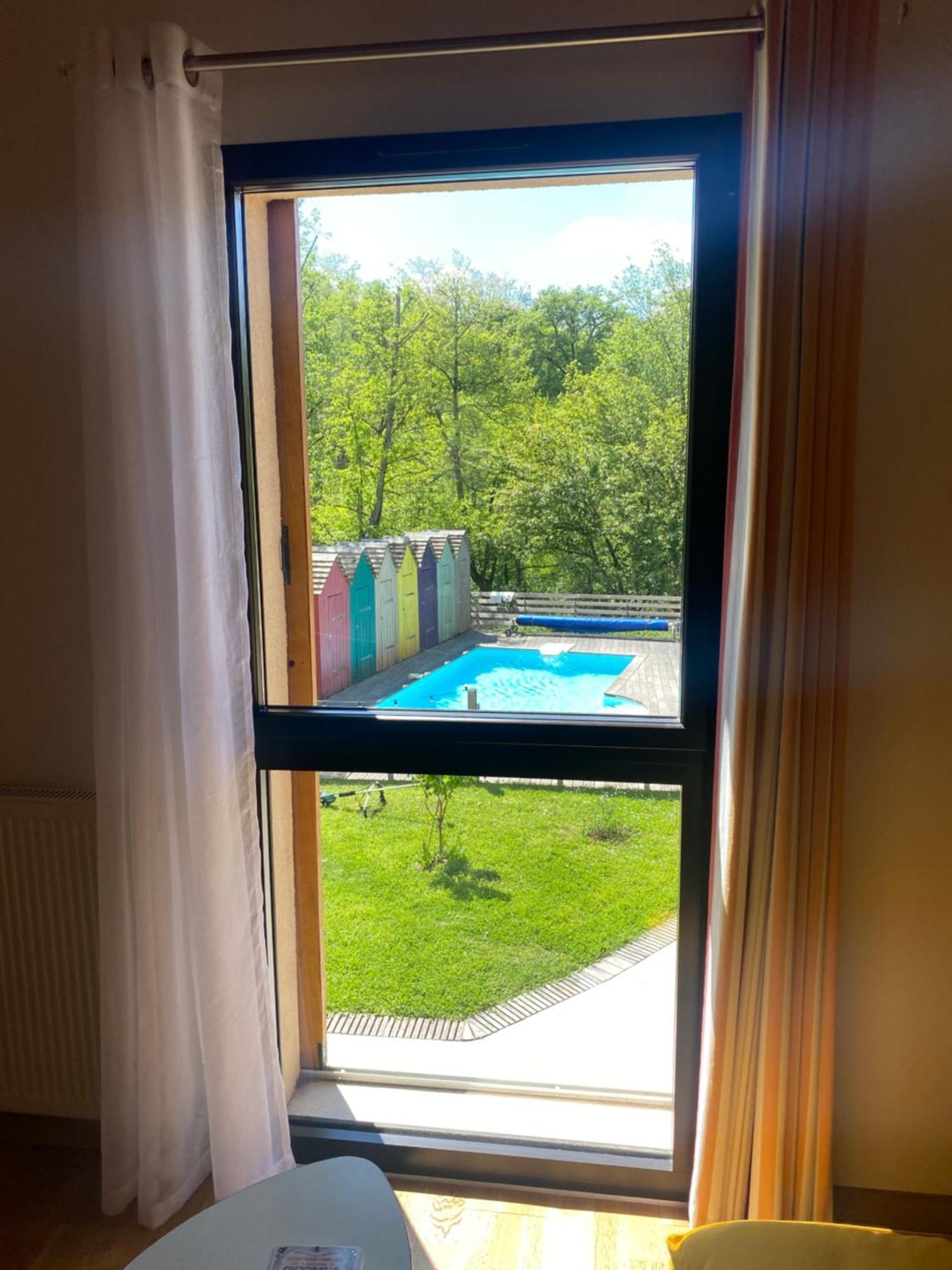 Les Cabanons Panzió Dardilly Kültér fotó