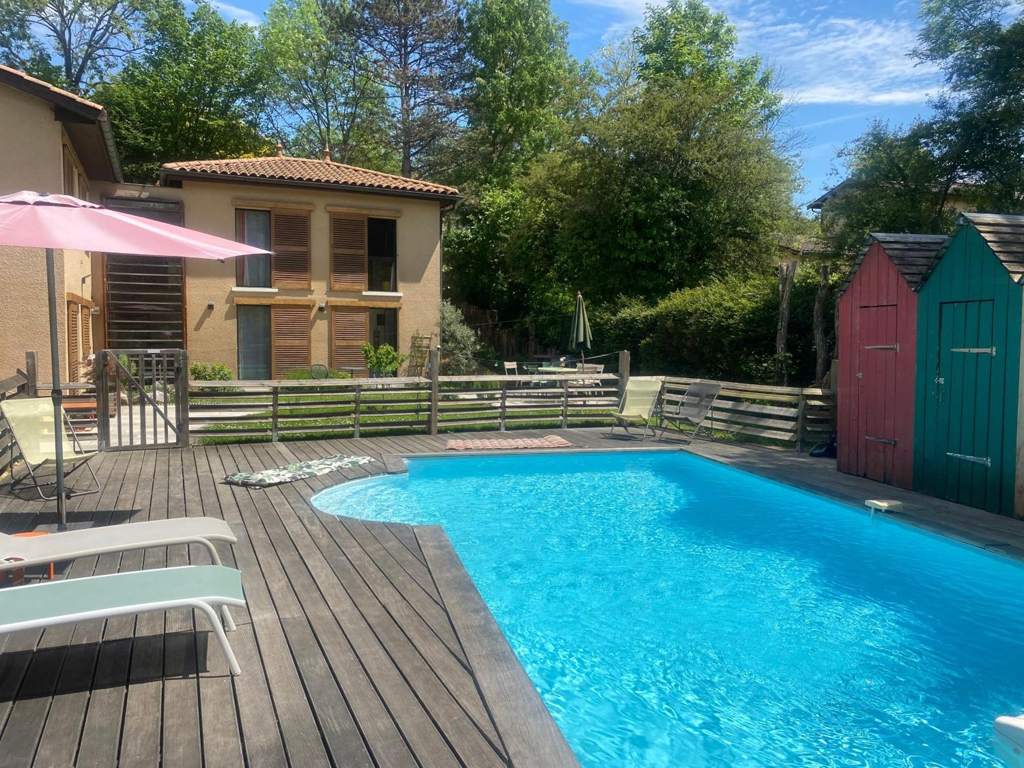 Les Cabanons Panzió Dardilly Kültér fotó